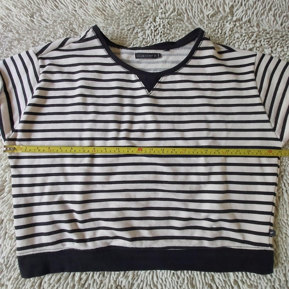 William Rast striped short sleeve shirt- size large - Picture 2 of 6